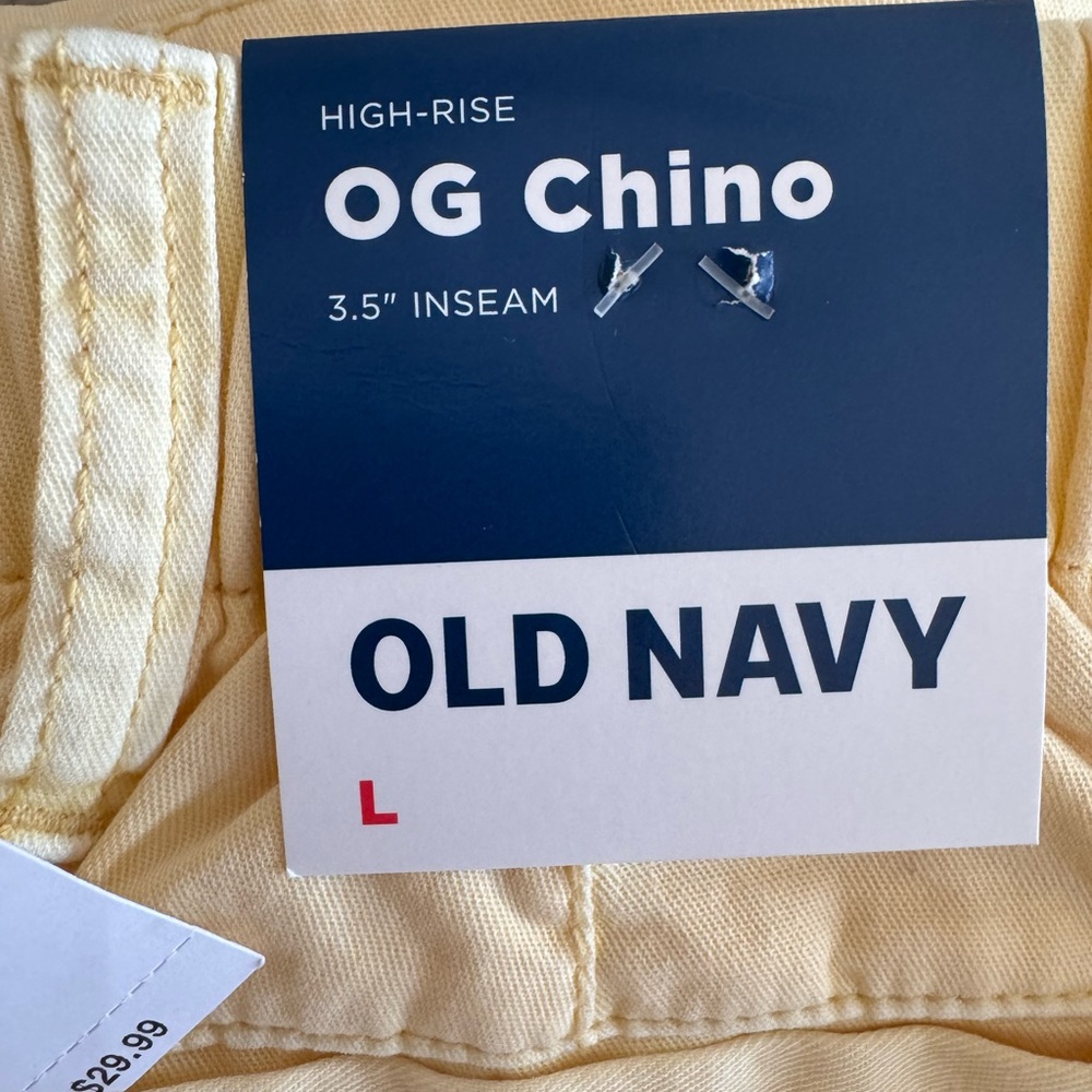 Old Navy Yellow High-Rise Bermuda Shorts Casual Style - Picture 3 of 3